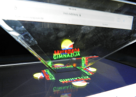 Hologrami na času fizike