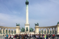 IMG-458bc749a0986bbf96630483f4a8d9ff-V