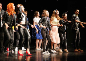 Prvi savremeni mjuzikl „SGrease”