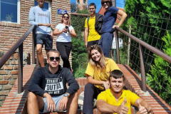 IMG-aeeb7304ec955509d934512323669db3-V