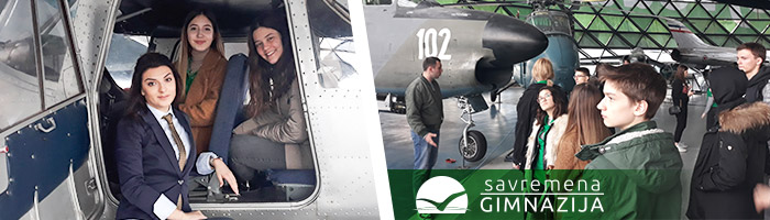 učenici uživaju u poseti Muzeju vazduhoplovstva